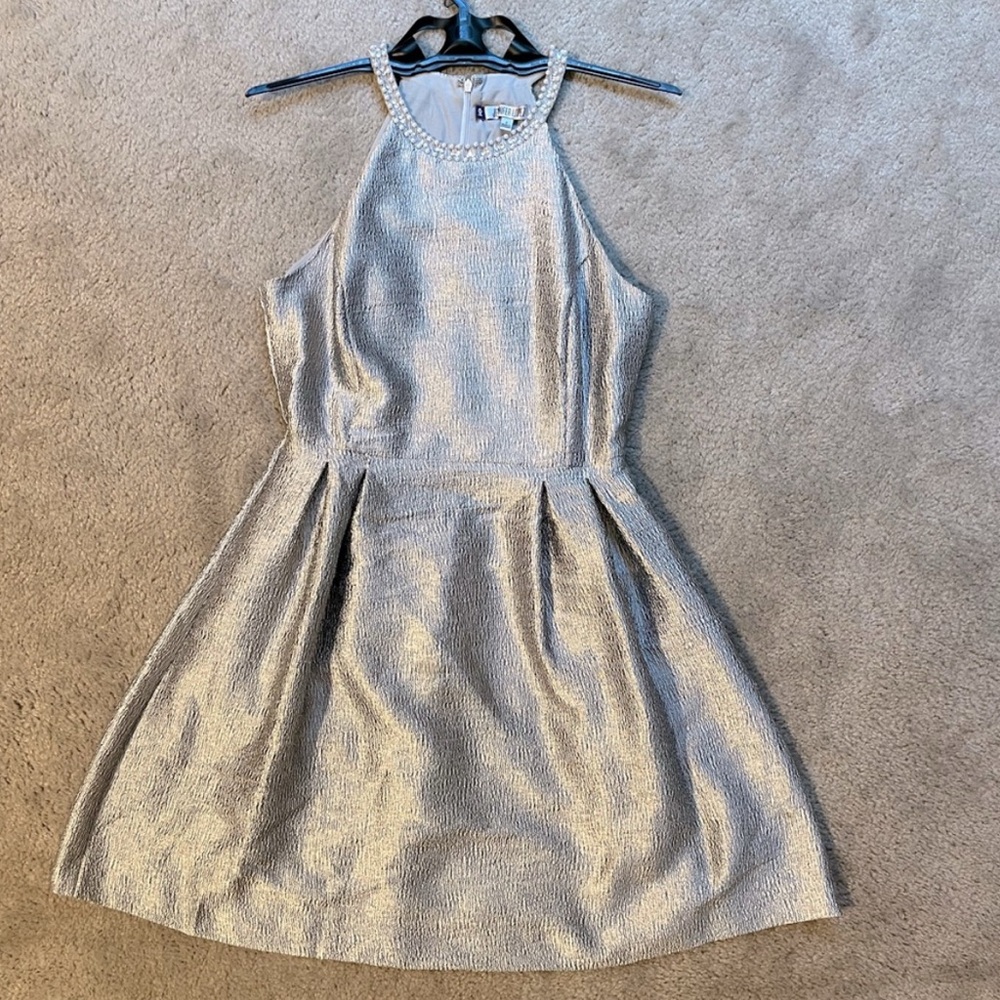 J Lo size 8 shimmer Silver Sleeveless cocktail Dress with pearl embellishments
